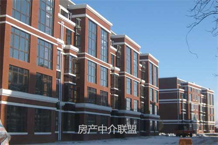 豪华装修格林学府3室2厅1卫108万121m2出售